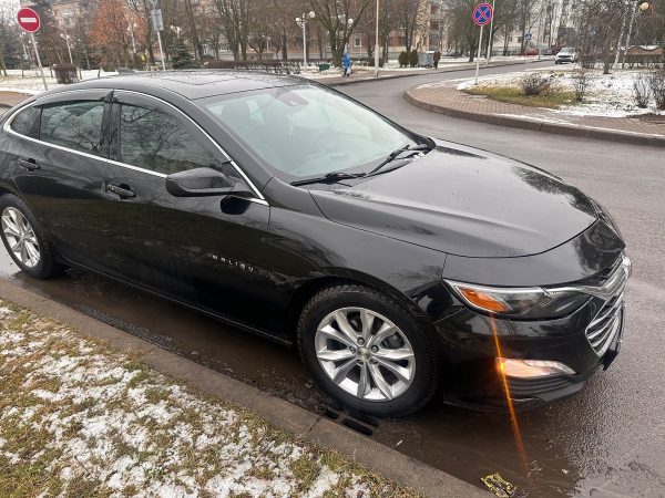 Аренда авто с водителем Шевроле Малибу 5 мест