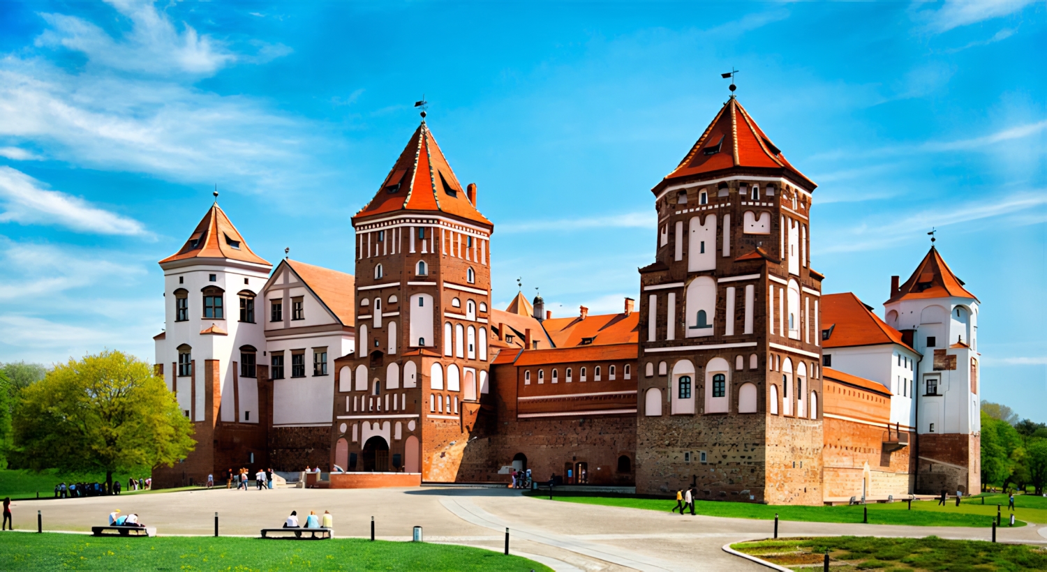 Тур в Мирский замок