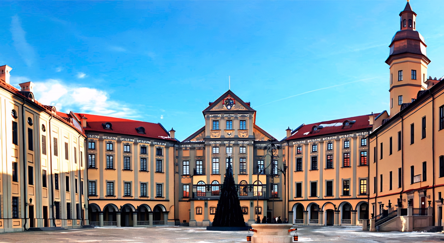 Тур в Мирский замок