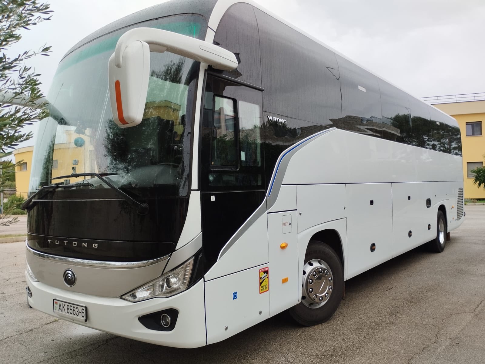 Аренда автобуса Ютонг (Yutong) C12PRO 55 мест Аренда автобуса Ютонг (Yutong) C12PRO 55 мест — изображение 5