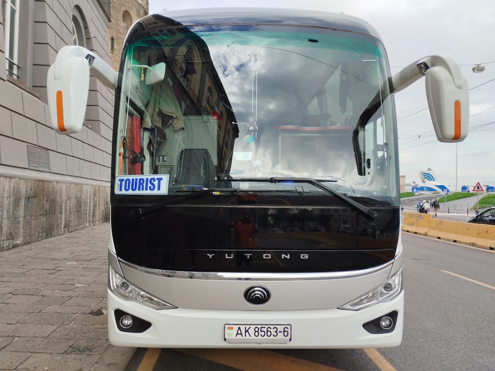 Аренда автобуса Ютонг (Yutong) C12PRO 55 мест Аренда автобуса Ютонг (Yutong) C12PRO 55 мест — изображение 6